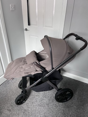 Venicci travel system - venicci,