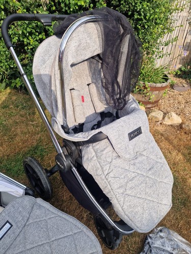 Venicci grey black pushchair - grey/black,