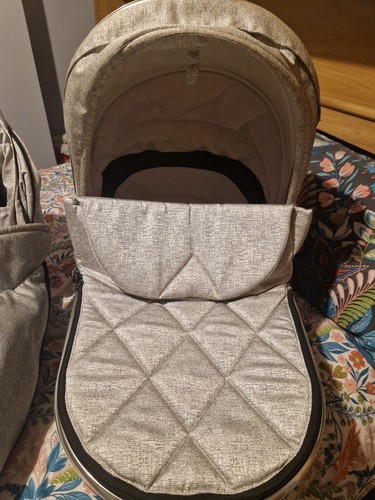 Venicci travel system - in, 1