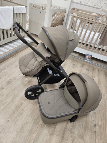 Venicci upline stroller - 2,